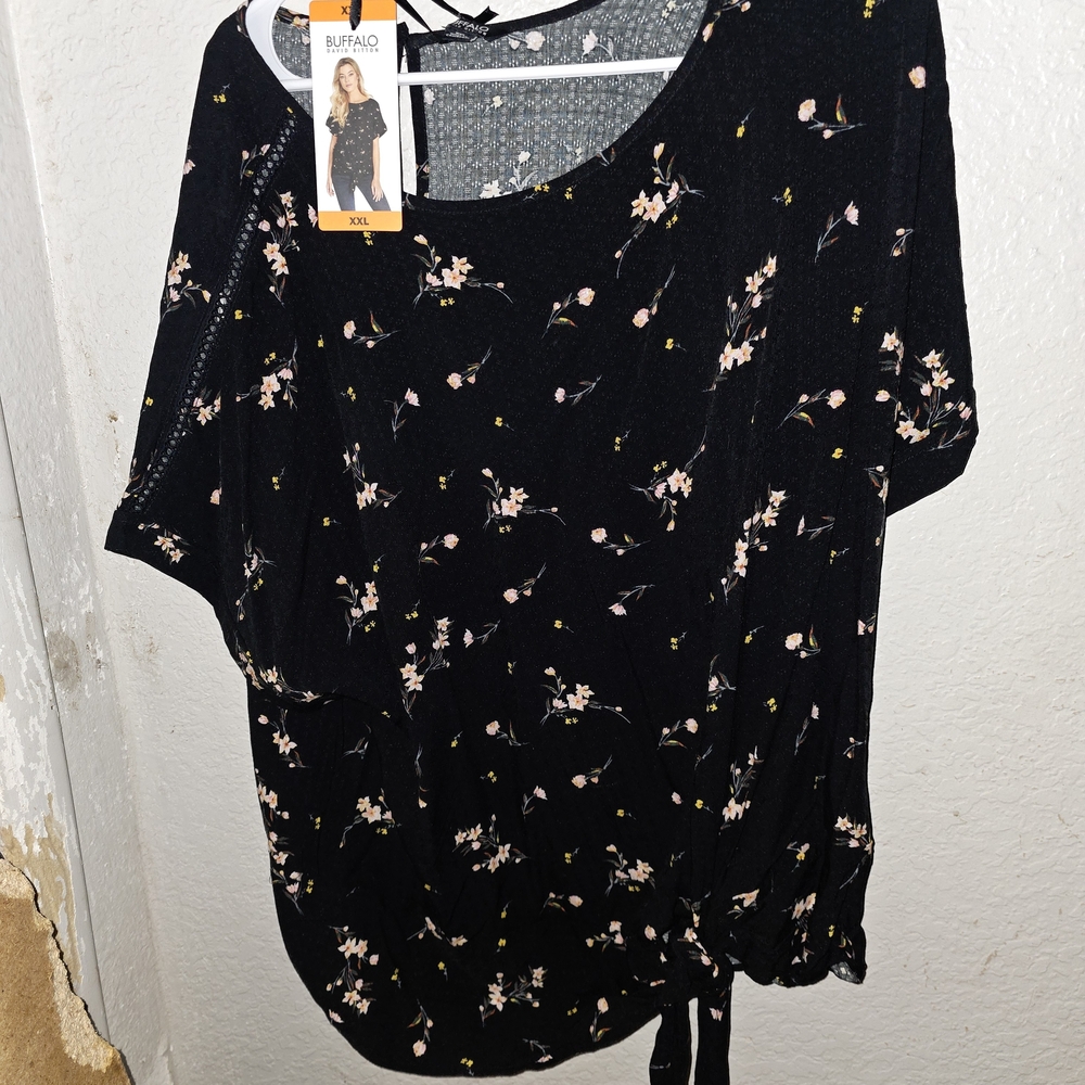 Buffalo David Bitton Black Floral Blouse